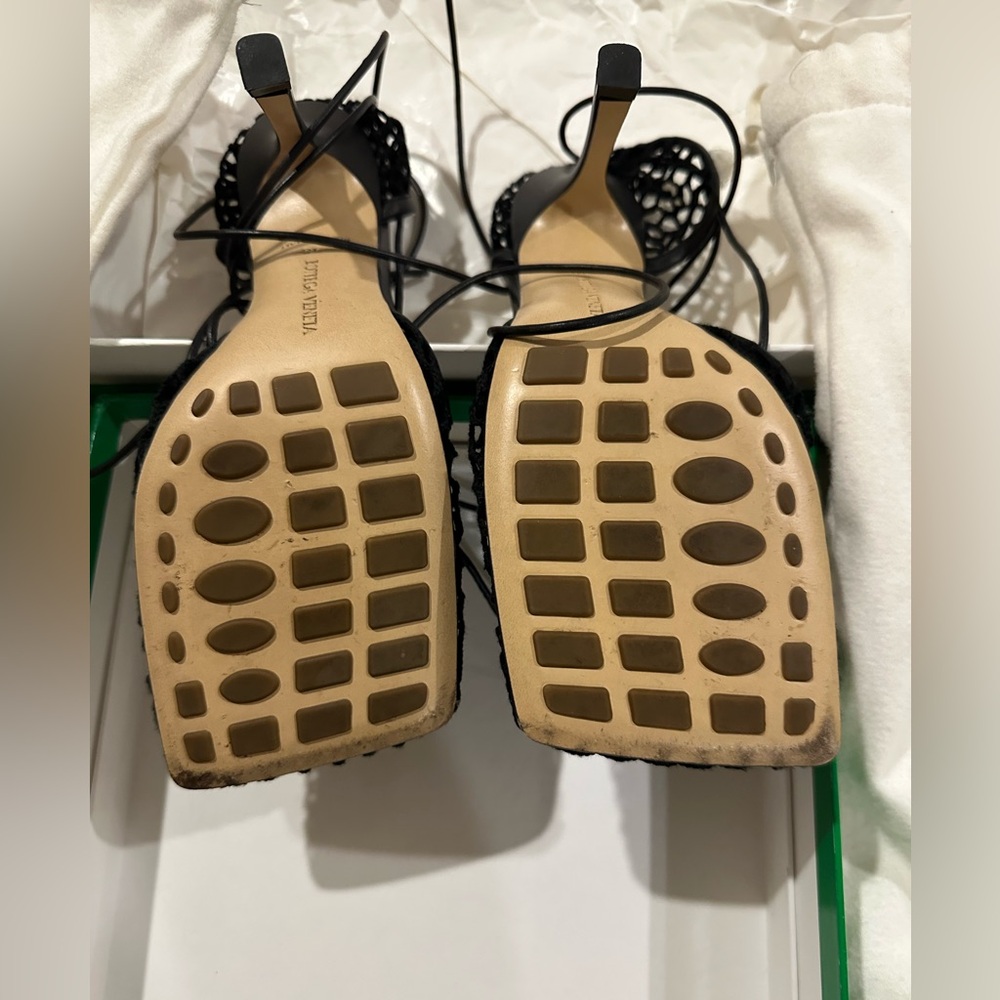 Bottega Veneta black mesh sandals. great condition!
